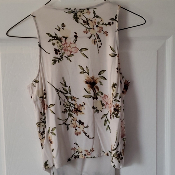 Dynamite floral crop top, xs - Picture 7 of 7